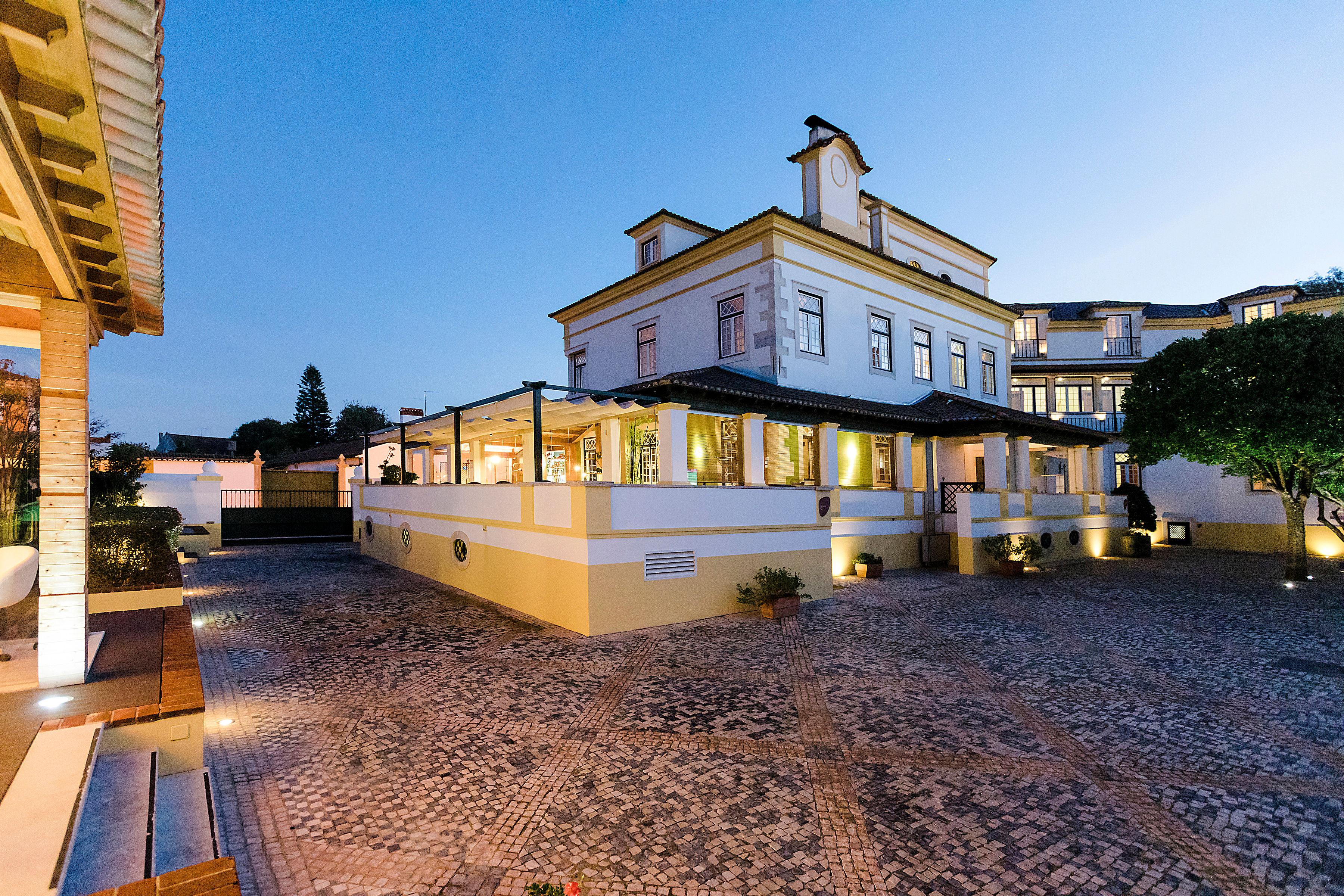 Hotel Lusitano Golegã Zewnętrze zdjęcie